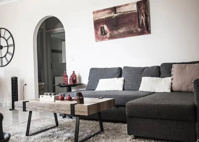 Thalassa Seaside Apartment