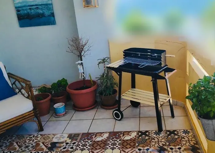 Thalassa Seaside Apartment
